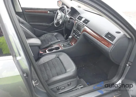 2013 Volkswagen Passat 2.0L Tdi Sel Premium from USA, damaged, VIN 1VWCN7A32DC116219